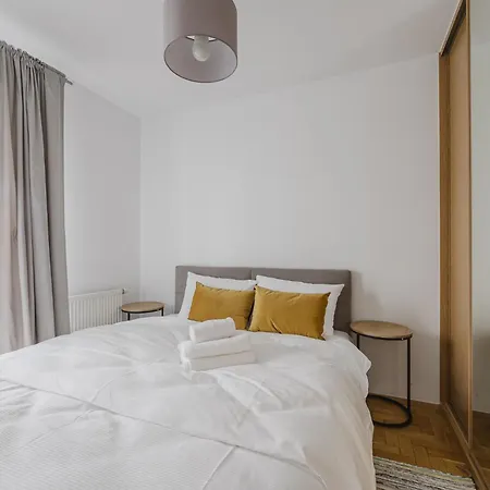 Apartman Katowicka Comfort By Bookinghost