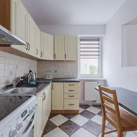 Apartment Katowicka Comfort By Bookinghost