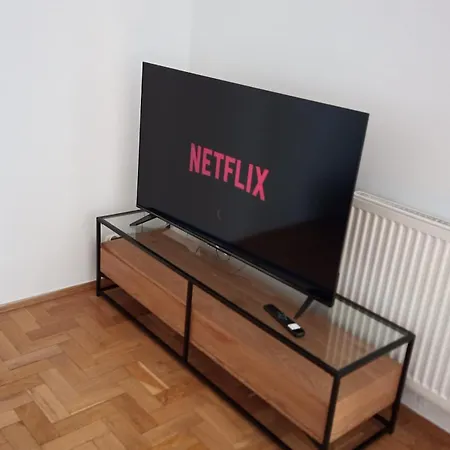 Katowicka Comfort By Bookinghost