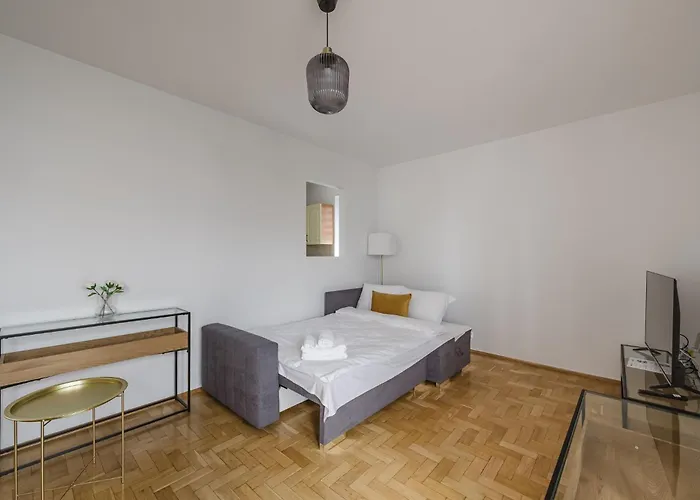 Katowicka Comfort By Bookinghost شقة